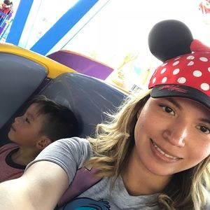 Meet your Posher, Janeth